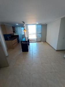 Apartamento de 3 alcobas en venta en La Cuenca, Envigado, 69 m² · foto 2 de 10