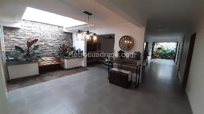 Casa de 3 alcobas en venta en Prados Del Norte, Cali, 300 m² · foto 4 de 19