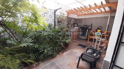 Casa de 3 alcobas en venta en Prados Del Norte, Cali, 300 m² · foto 2 de 19