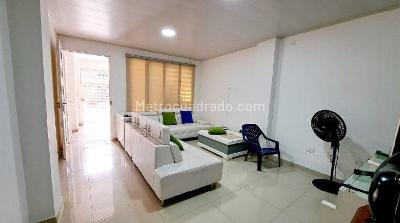 Casa de 5 alcobas en venta en Santa Fe, Cali, 600 m² · foto 2 de 19
