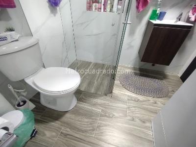Casa de 4 alcobas en venta en Champagñat, Cali, 250 m² · foto 10 de 17
