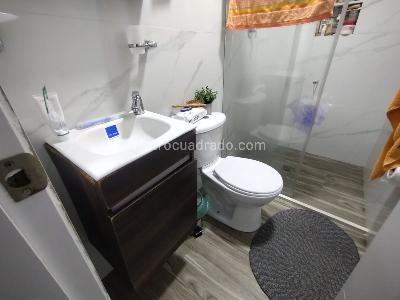 Casa de 4 alcobas en venta en Champagñat, Cali, 250 m² · foto 15 de 17