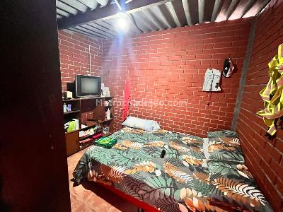 Casa de 5 alcobas en venta en Sucre, Cali, 262 m² · foto 16 de 19