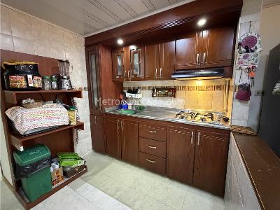 Casa de 5 alcobas en venta en El Poblado, Mosquera, 216 m² · foto 5 de 20