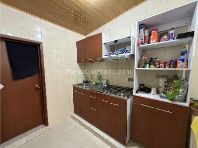 Casa de 5 alcobas en venta en El Poblado, Mosquera, 216 m² · foto 6 de 20
