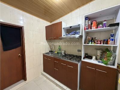 Casa de 5 alcobas en venta en El Poblado, Mosquera, 216 m² · foto 7 de 20