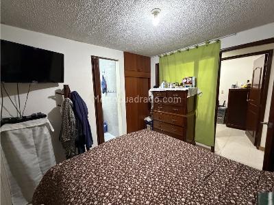 Casa de 5 alcobas en venta en El Poblado, Mosquera, 216 m² · foto 15 de 20