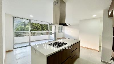 Apartamento de 3 alcobas en venta en San Jose Parte Baja, Sabaneta, 87 m² · foto 5 de 19