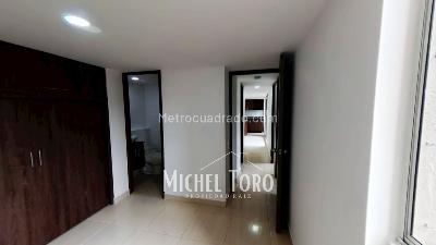 Apartamento de 3 alcobas en venta en Las Lomitas, Sabaneta, 60 m² · foto 17 de 19