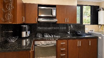 Apartamento de 3 alcobas en venta en San Lucas, Medellín, 91 m² · foto 4 de 14