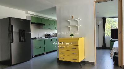 Apartamento de 3 alcobas en venta en Altos De Misael, Envigado, 56 m² · foto 3 de 18