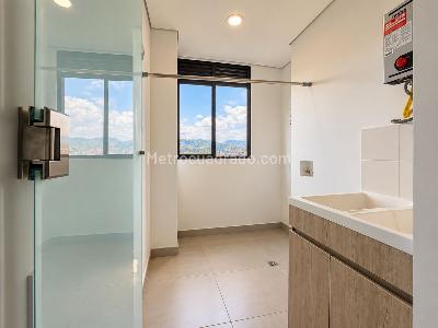 Apartamento en venta en El Trianón, Envigado · foto 8 de 18