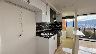 Apartamento en venta en Suramerica, Itagüí · foto 3 de 10