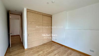 Apartamento de 4 alcobas en venta en Loma De Las Brujas, Envigado, 147 m² · foto 10 de 19