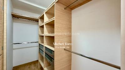 Apartamento de 4 alcobas en venta en Loma De Las Brujas, Envigado, 147 m² · foto 17 de 19