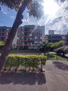 Apartamento de 3 alcobas en venta en El Limonar, Cali, 57 m² · foto 3 de 18
