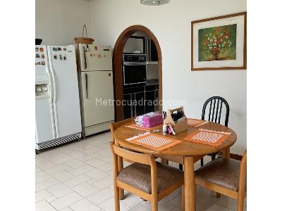 Casa en venta en Santa Paula, Bogotá · foto 3 de 20