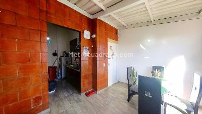Apartamento de 3 alcobas en venta en Cr Azahar, Soacha, 46 m² · foto 3 de 9