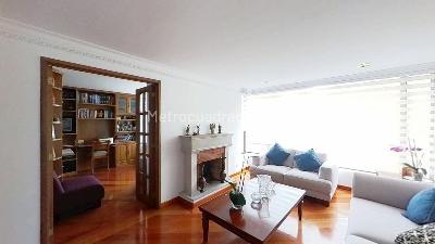 Apartamento de 3 alcobas en venta en Chico San Patricio, Bogotá, 129 m² · foto 13 de 20