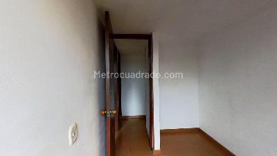 Apartamento de 3 alcobas en venta en Cr Jazmin, Soacha, 54 m² · foto 10 de 20