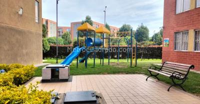 Apartamento de 2 alcobas en venta en Cr Abedul, Soacha, 47 m² · foto 14 de 20