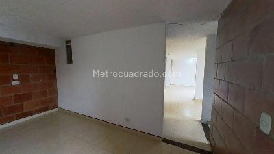 Apartamento de 2 alcobas en venta en Cr La Grandeza Et Iii, Soacha, 52 m² · foto 14 de 20