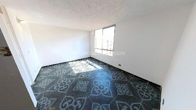 Apartamento en venta en Los Laureles, Bogotá · foto 6 de 17