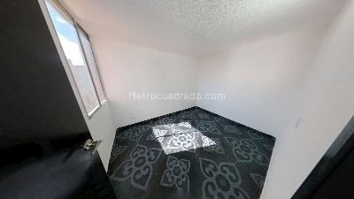Apartamento en venta en Los Laureles, Bogotá · foto 8 de 17