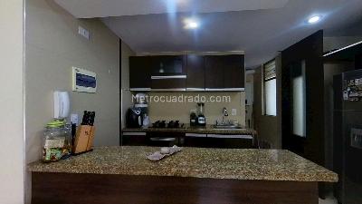 Apartamento de 3 alcobas en venta en El Codito, Bogotá, 81 m² · foto 10 de 14