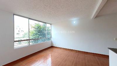 Apartamento de 3 alcobas en venta en Altos Del Pino, Soacha, 53 m² · foto 2 de 20