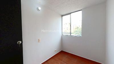 Apartamento de 3 alcobas en venta en Altos Del Pino, Soacha, 53 m² · foto 10 de 20