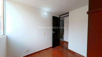 Apartamento de 3 alcobas en venta en Altos Del Pino, Soacha, 53 m² · foto 13 de 20