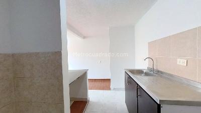 Apartamento de 3 alcobas en venta en Altos Del Pino, Soacha, 53 m² · foto 6 de 20