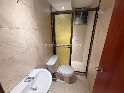 Apartamento de 3 alcobas en venta en Tierra Buena Tintal, Bogotá, 48 m² · foto 9 de 20