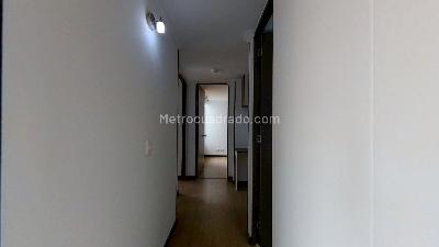 Apartamento de 3 alcobas en venta en Ciudad Techo, Bogotá, 64 m² · foto 2 de 5