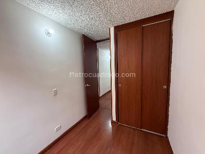 Apartamento de 3 alcobas en venta en Las Delicias, Bogotá, 46 m² · foto 8 de 10