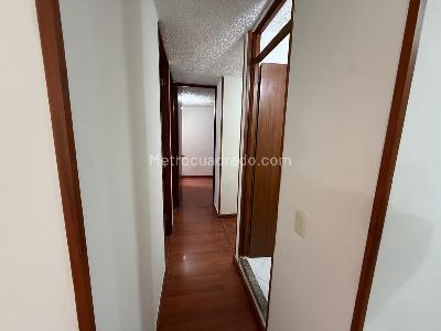 Apartamento de 3 alcobas en venta en Las Delicias, Bogotá, 46 m² · foto 9 de 10