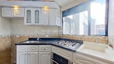 Apartamento en venta en Verbenal San Antonio, Bogotá · foto 3 de 7