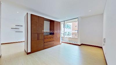Apartamento de 1 alcoba en venta en Molinos Del Chico, Bogotá, 61 m² · foto 9 de 11