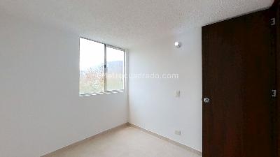 Apartamento de 3 alcobas en venta en Cr Rosal, Soacha, 48 m² · foto 15 de 20