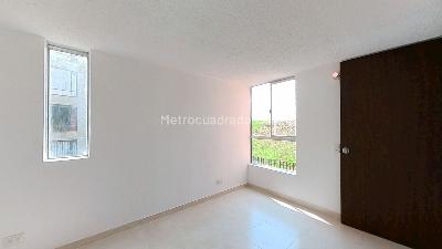 Apartamento de 3 alcobas en venta en Cr Rosal, Soacha, 48 m² · foto 6 de 20