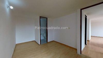 Apartamento de 2 alcobas en venta en Cr Rosal, Soacha, 52 m² · foto 13 de 20