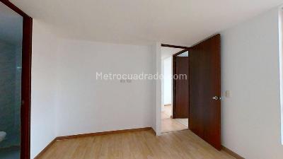 Apartamento de 2 alcobas en venta en Cr Rosal, Soacha, 52 m² · foto 16 de 20