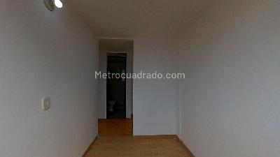 Apartamento de 2 alcobas en venta en Cr Rosal, Soacha, 52 m² · foto 8 de 20