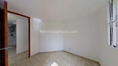 Apartamento de 3 alcobas en venta en Cd Sucre San Rafael, Soacha, 43 m² · foto 9 de 10