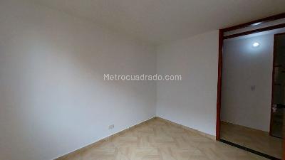 Apartamento de 3 alcobas en venta en Soacha, 61 m² · foto 4 de 15