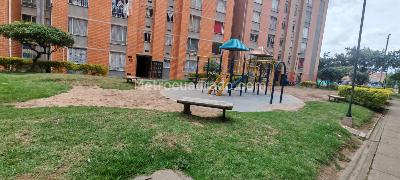 Apartamento en venta en Los Laureles, Bogotá · foto 18 de 20