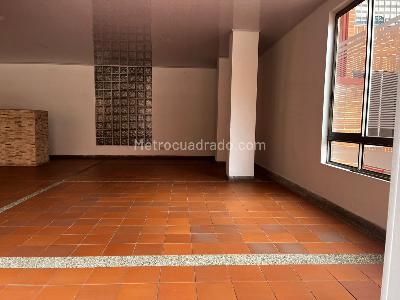 Apartamento de 2 alcobas en venta en Los Cedritos, Bogotá, 70 m² · foto 10 de 11