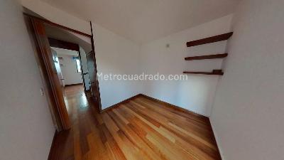 Apartamento de 3 alcobas en venta en Estacion Victoria, Bogotá, 91 m² · foto 6 de 20