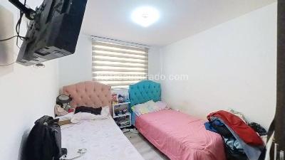 Apartamento de 3 alcobas en venta en Villasdel Dorado, Bogotá, 78 m² · foto 3 de 20